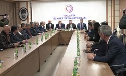 İYİ Parti’den deprem bölgesi ziyareti Dervişoğlu: “Buraya bir pozitif ayrımcılık yapılması kimseye bir şey kaybettirmez"