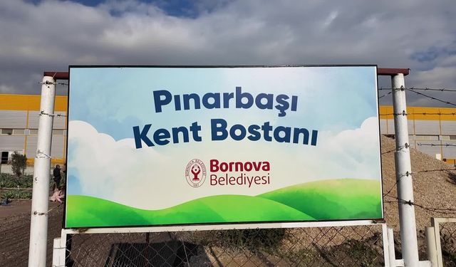 Bornova Belediyesi Kent Bostanı projesinin ilk hasadı gerçekleşti