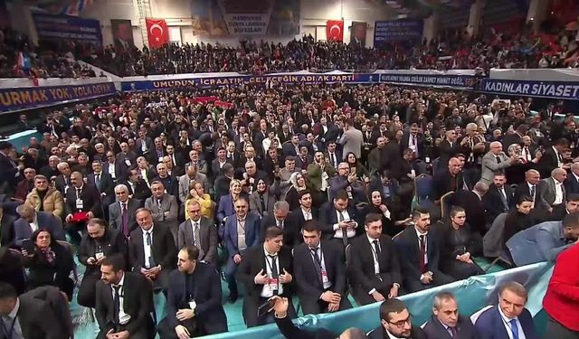 Cumhurbaşkanı Erdoğan: "Belediyelerdeki rant kavgasına kendilerini öyle kaptırmış durumdalar ki, kıyamet kopsa umurlarında olmaz"