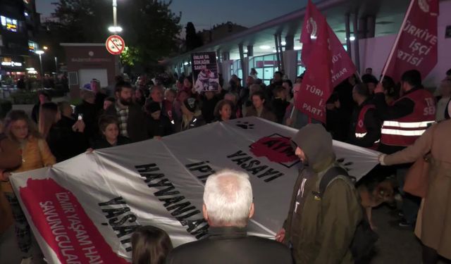 İzmir Yaşam Hakkı Savunucuları Hayvanların Korunması Hakkında Uygulama Yönetmeliği'ni Protesto Etti