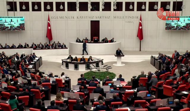 Enginyurt: "Ne kadar Pis İş Varsa Hep Eski Bakan Döneminde Olmuş"