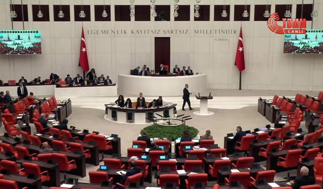 Kaya: "Silkeleyecekseniz parti ayırmadan herkesi silkeleyin ama gariban milyonları silkelemekten vazgeçin"