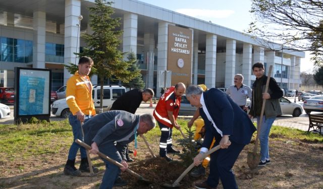 Bafra Devlet Hastanesi’nde fidan dikim etkinliği