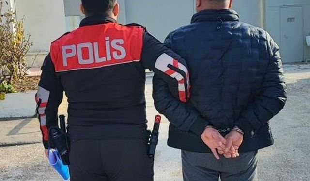 Bilecik’te dolandırıcılıktan aranan şahıs yakalandı