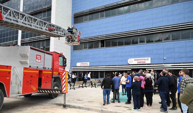 Bozüyük Belediyesi İtfaiyesi’nden hastane personeline yangın eğitimi