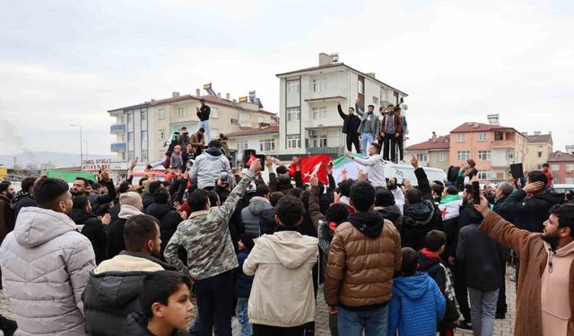 Elazığ’daki Suriyeliler Esed’in gidişini coşkuyla kutladı