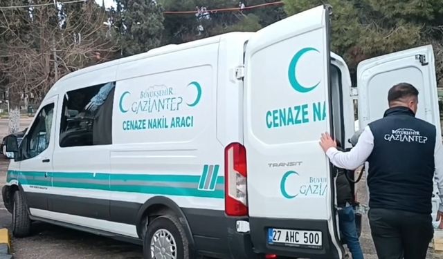 Gaziantep’te husumetli ailelerin kavgasında yaralanan hamile kadın ve bebeği kurtarılamadı