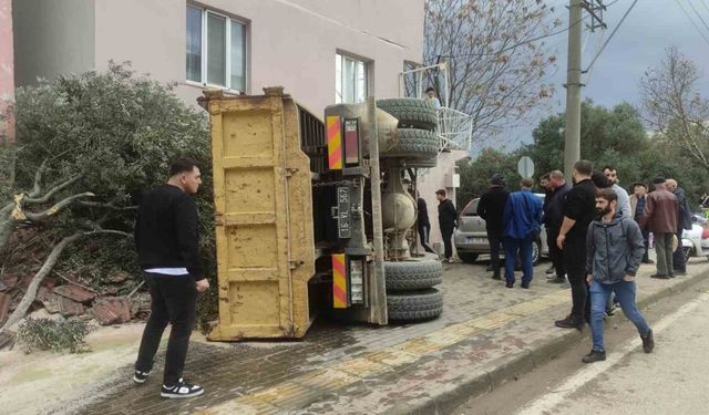 Orhangazi Belediyesine ait kamyon dehşet saçtı