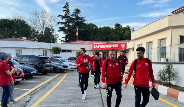 Samsunspor, Eyüpsor maçı için yola çıktı