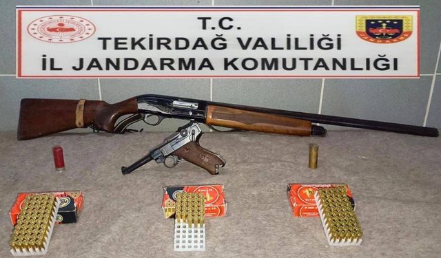 Tekirdağ’da jandarma operasyonlarında ruhsatsız silahlar ele geçirildi