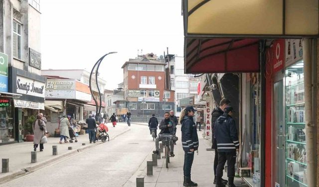 Terme’de kaldırım işgallerinin önüne geçildi