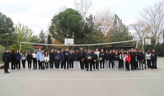 Turgutlu Belediyespor’dan öğrencilere spor teşviki ve maç daveti