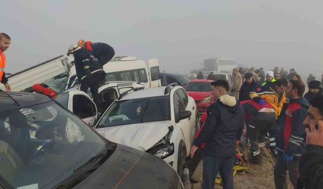 Van’da bir zincirleme trafik kazası daha meydana geldi