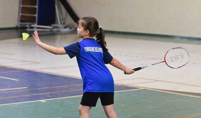 Yunusemreli badmintonculardan 5 madalya