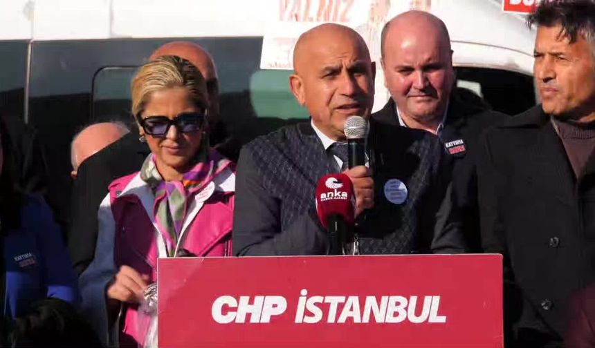 Esenyurt Demokrasi Nöbeti….Yerine kayyum atanan Burmadere Muhtarı Güyük: “Bu bir irade gaspıdır, Bunların hayatı gasp ile geçmiştir”