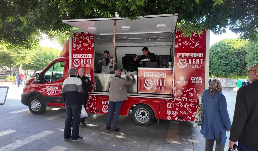 Seyhan Belediyesi’nin kent lokantalarına vatandaşlardan yoğun ilgi