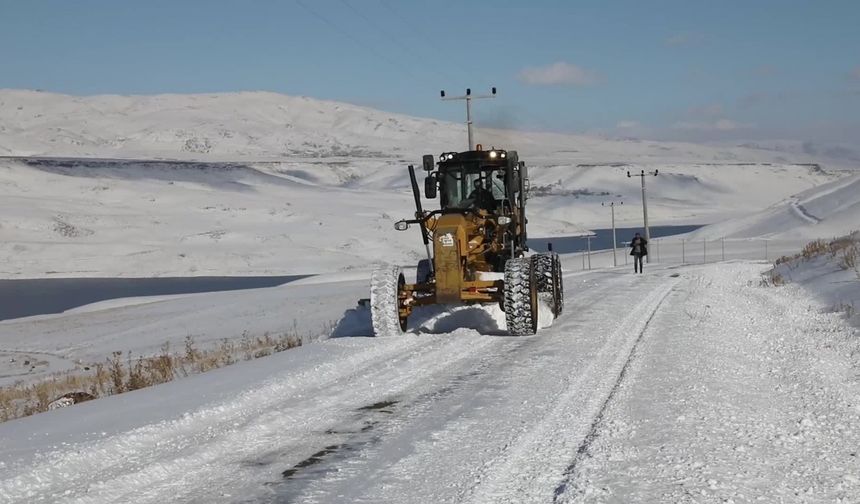 Van Büyükşehir Belediyesi, 119 mahalle yolunu ulaşıma açtı