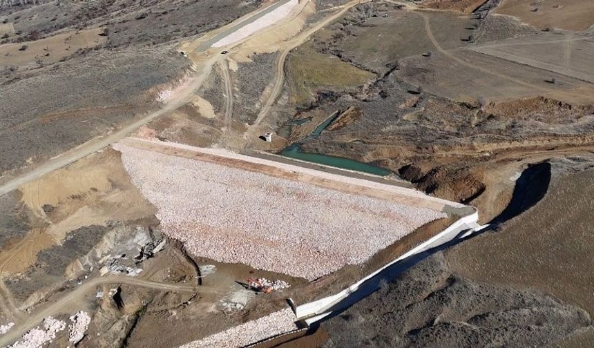 Bayburt Uluçayır Göletinde su tutulmaya başlandı