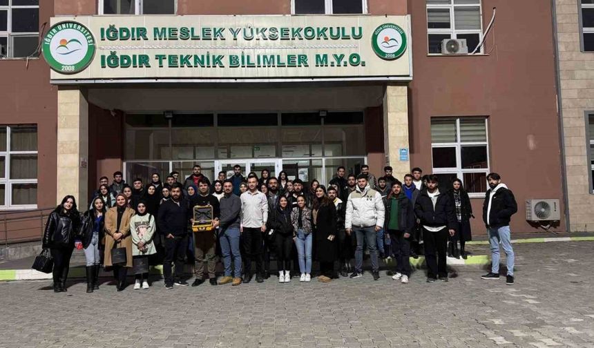 Iğdır Üniversitesinde "Özel Sektörde Haritacılık Faaliyetleri" semineri gerçekleştirildi