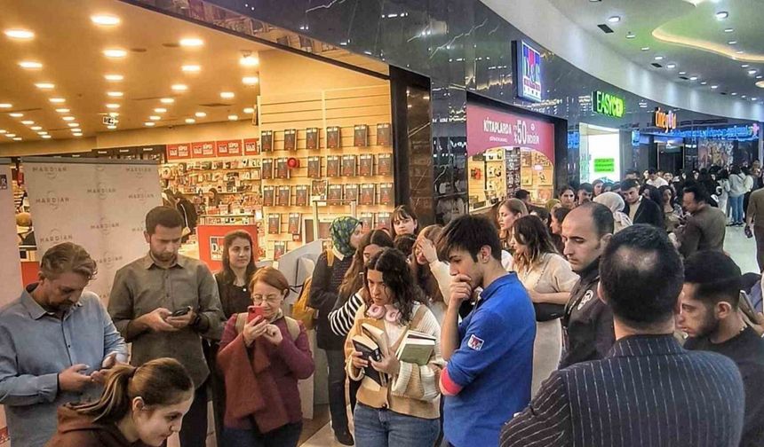 Mardian Mall’da imza günü etkinliği